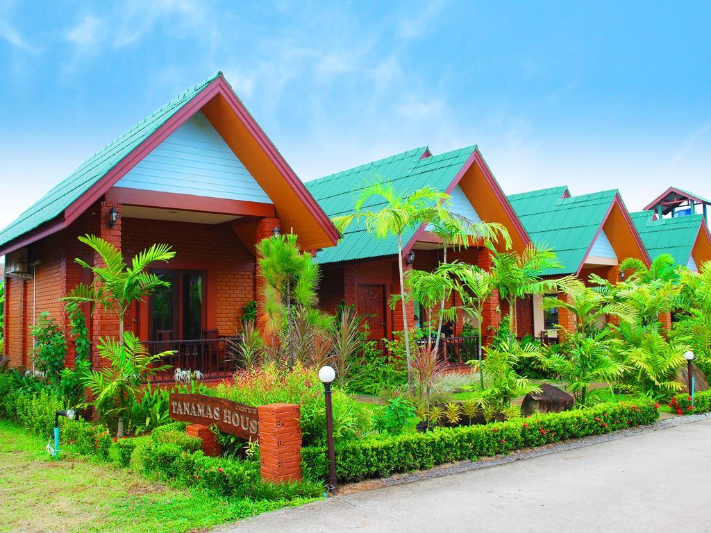 Готель Tanamas House Таланг Екстер'єр фото